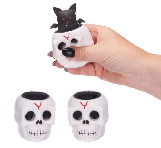 POP-OUT BAT IN SKULL (DB)