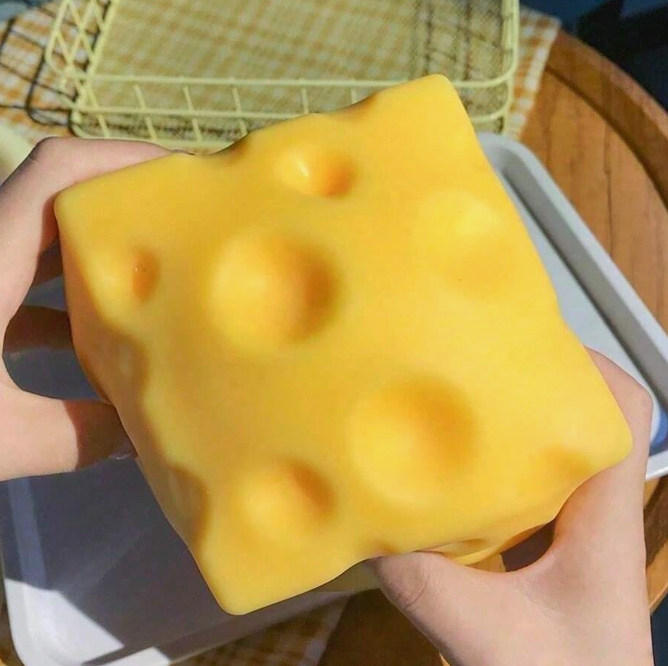 11cm Super Squishy Giant Cheese XL