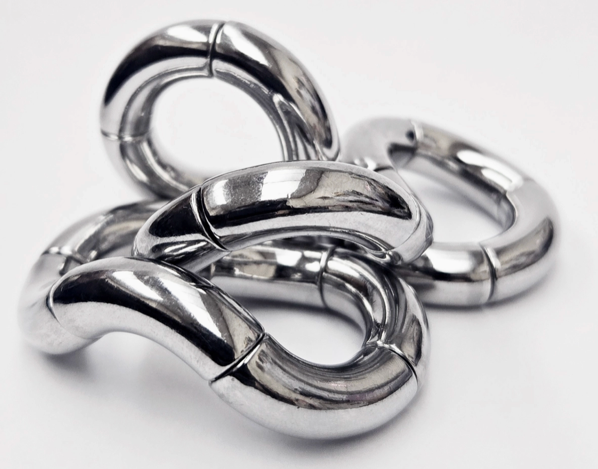 Tangle® Kinetic Metal Sculpture