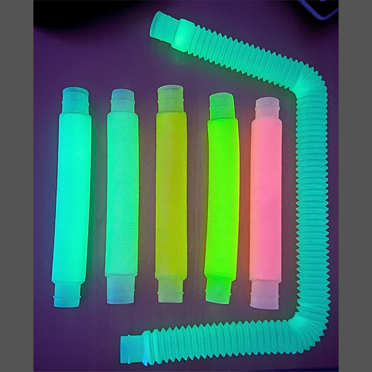 Glow In Dark Fidget Stretch Tubes